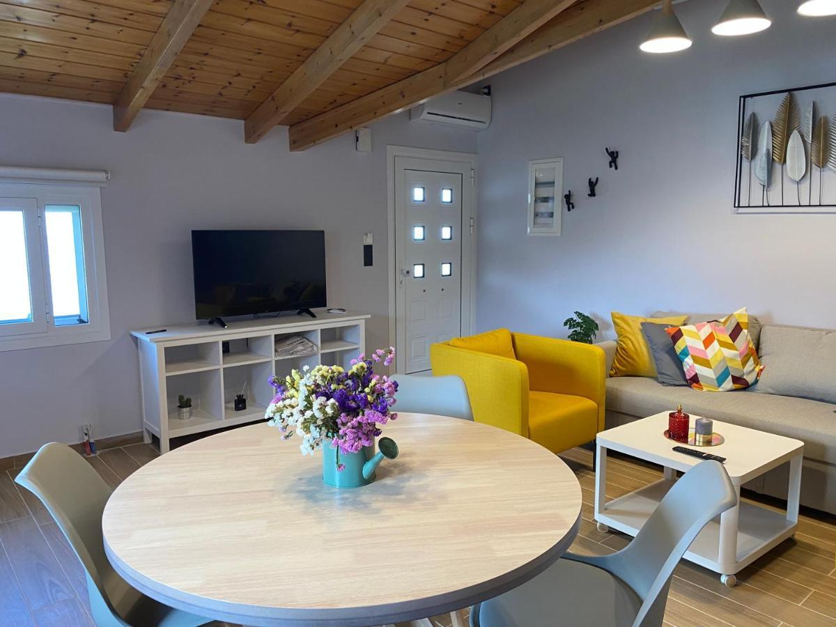 Christina'S Loft Apartment Agia Efimia Exterior photo